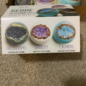 Set of 3 bath bomb set